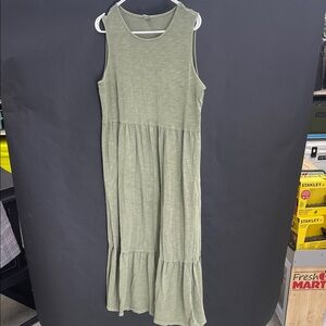 Old Navy Sage Green Tee